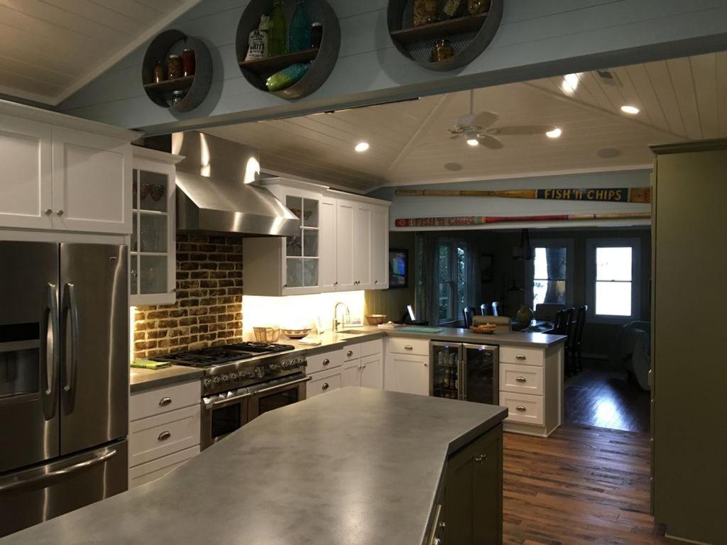 Waterside Retreat Bed & Breakfast Мърълс Инлет Екстериор снимка